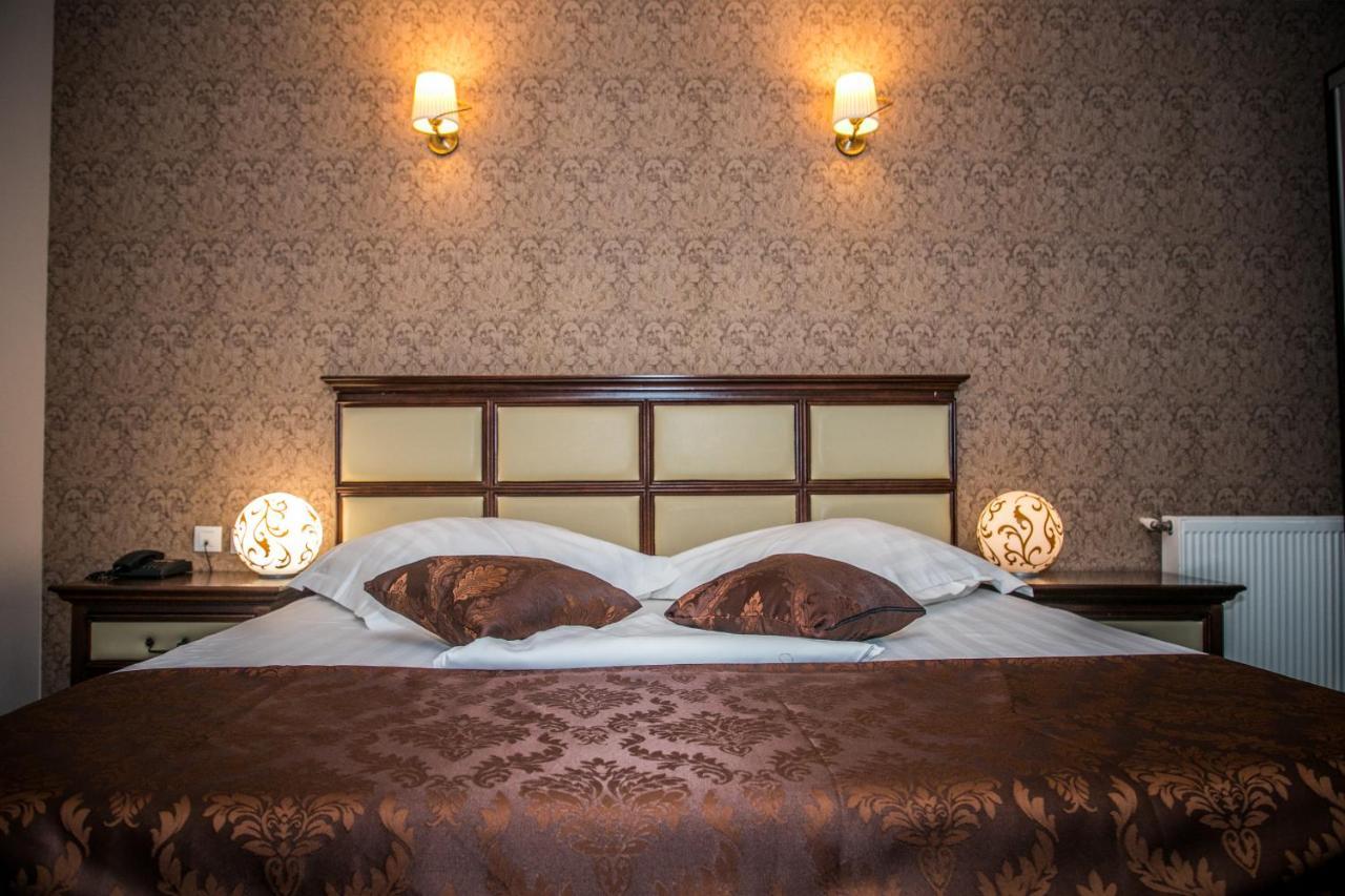 Hotel Megalos 콘스탄차 외부 사진
